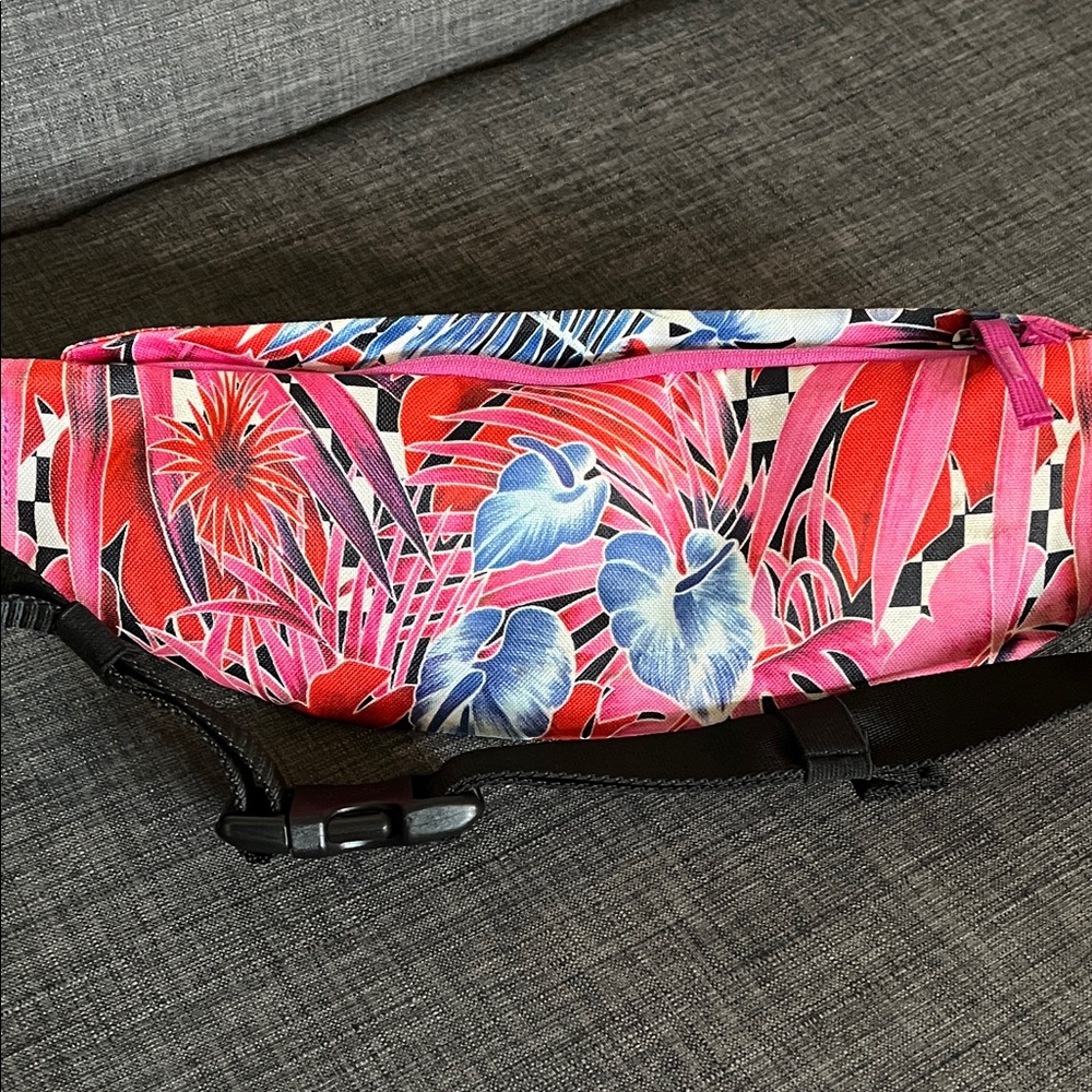 Nike SB Heritage Tropical Floral Waist Bag - Picture 4 of 8